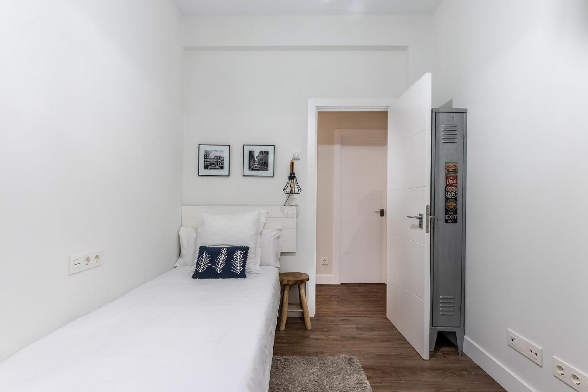 Homeloving Apartment Bilbao Centre With Parking Eksteriør billede
